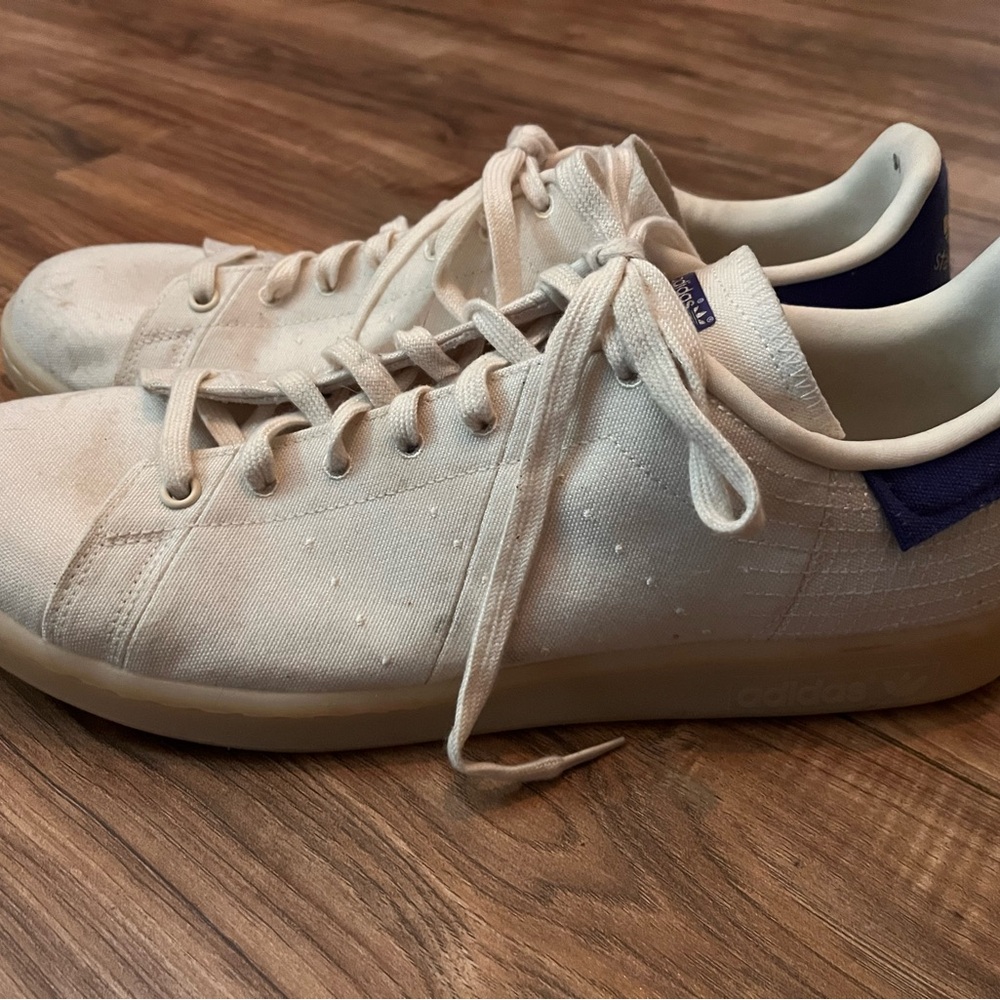 Adidas Men's White and Blue Sneakers